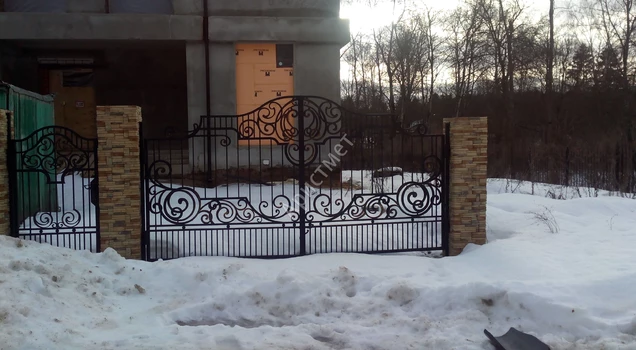 Кованые распашные ворота ВР-73 1342840