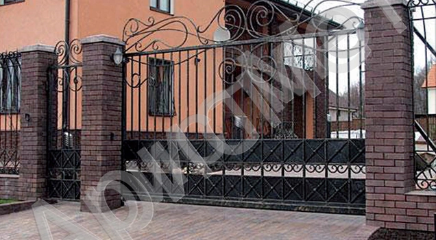 Кованые ворота с классическим узором ВО-21 277003