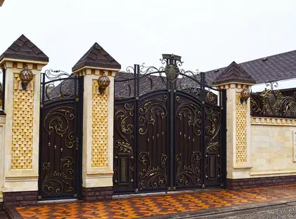 Кованые красивые ворота КВ-02
