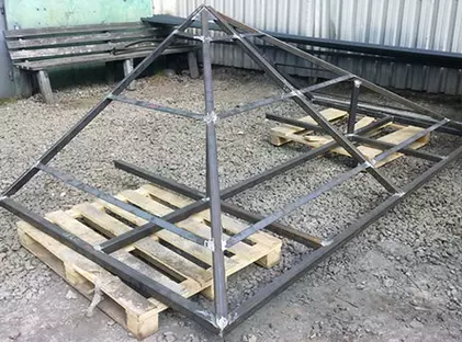Кованый каркас козырька КК-02