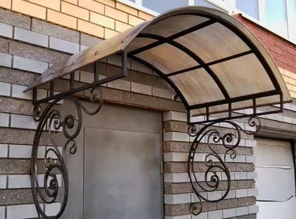 Кованые козырьки арочные А-05
